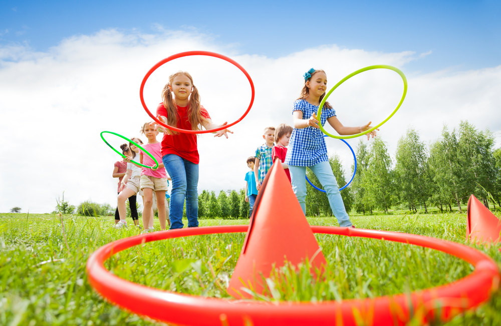 Montessori outdoor toys and outdoor games.